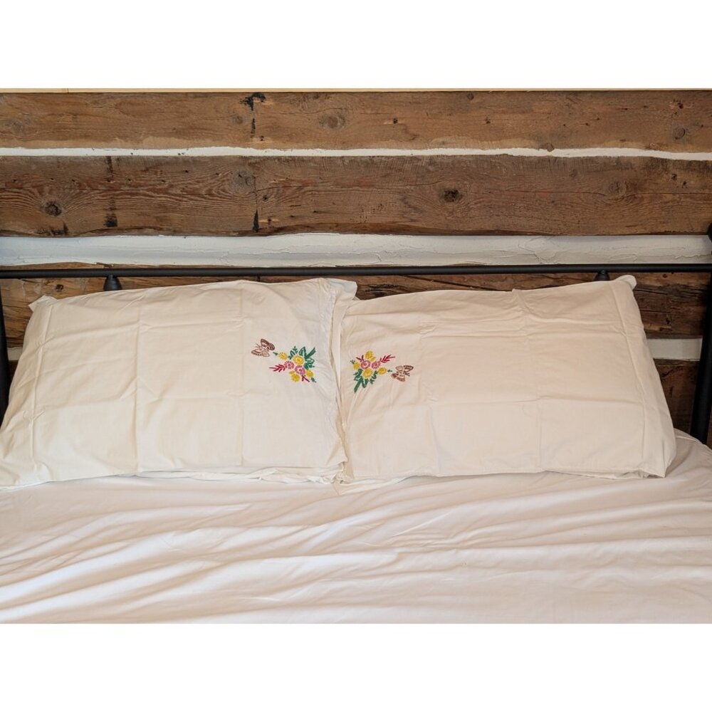 Vth Hand Embroidery Pillowcases – Set of 2 – Butterfly & Floral – Two Flower